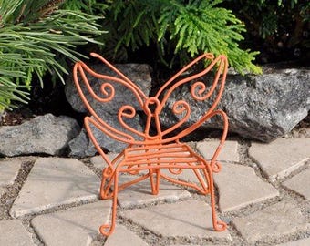Mini Butterfly Wire Chairs – Fairy Garden & Dollhouse (Orange, Blue, or Pink) by Jeremie