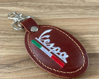 Handmade Italian Leather Vespa Keychain: Rustic Brown Oval Keyring