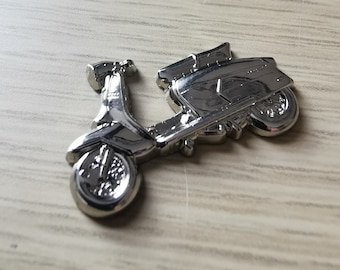 Lambretta SX200 Aluminum Badge: Collectible Scooter Emblem, Made in Italy