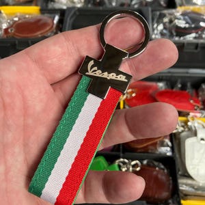 Italian Flag Vespa Keychain: Handmade Scooter Keyring