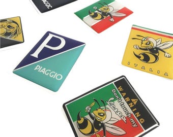 Insigne Vespa Horncast, insigne de carénage, insigne de protège-jambes, PX GTS200 GTS300, décalcomanie, guêpe Piaggio Rally Sprint, drapeau italien, Vespa noire,