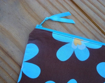 Zippered Coin Purse in a Turquoise Flower Power Print