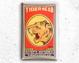 Sigarettenkoker met matchlabel tijgerkop