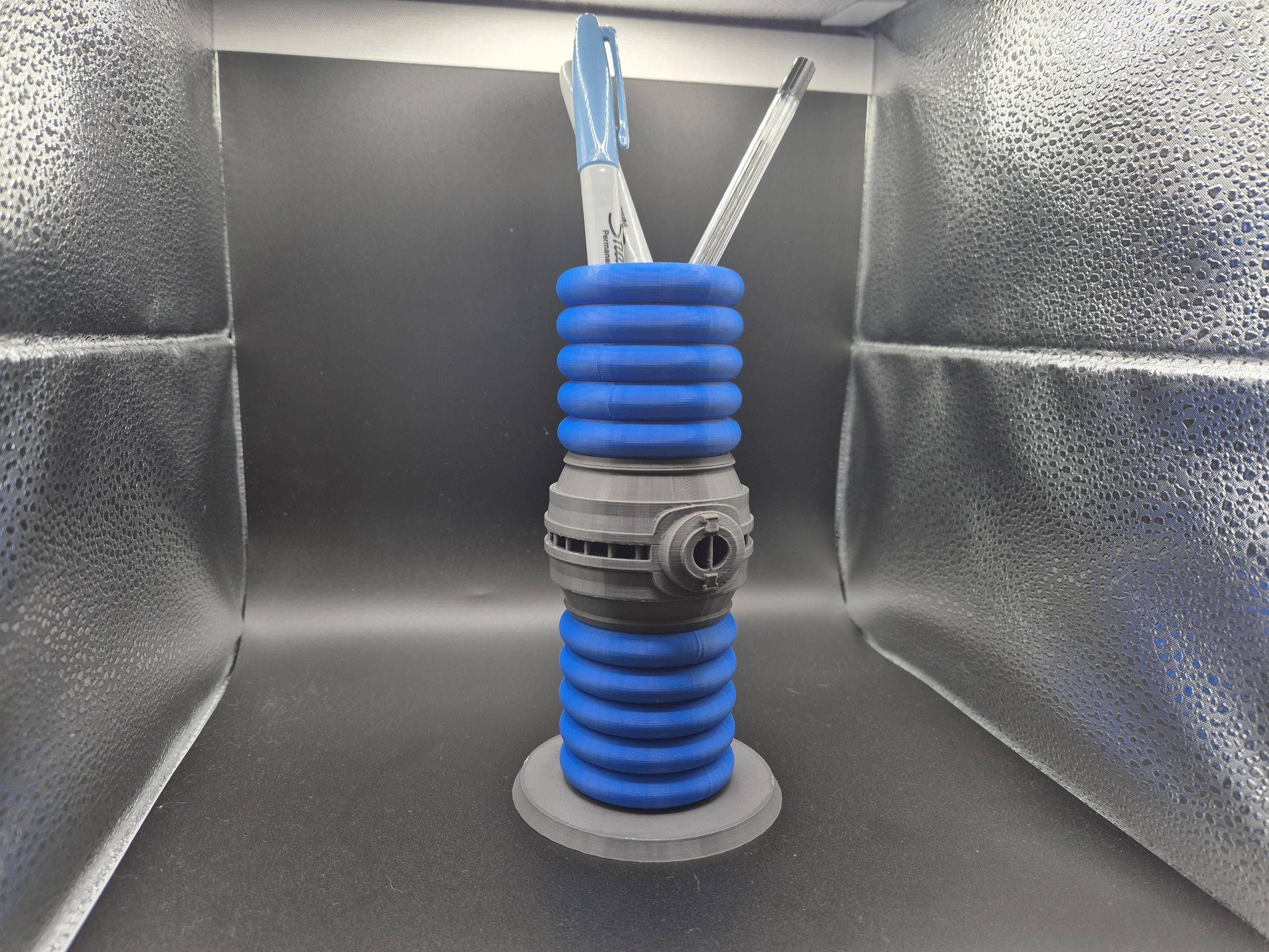 Warp core, star trek Enterprise D inspired pen pot, desk organizer, desk tidy, make-up brush holder, classroom