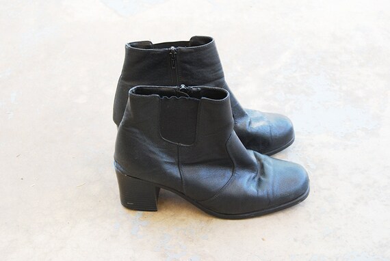 vintage 90s Ankle Boots - 1990s Black Leather Chel