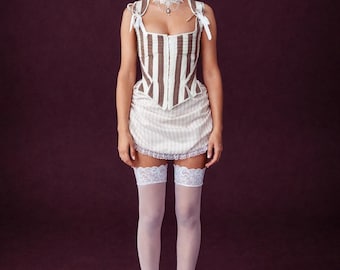 Geüpcycled overhemdkorset, kunststof baleinen, lintbandjes, handgemaakte lingerietop, coquette-mode, Cottagecore-bustier