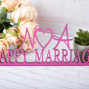 Placa de nome de casamento personalizada, placa de sobrenome personalizada, placa de mesa de casamento, cartão de mesa de nome de casal recém-casado, letras de madeira, decoração de mesa