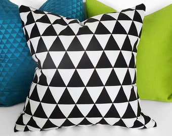 Black White Pillow Covers, Triangles Pillows, Cotton Cushions, Modern or Minimalist Home Decor