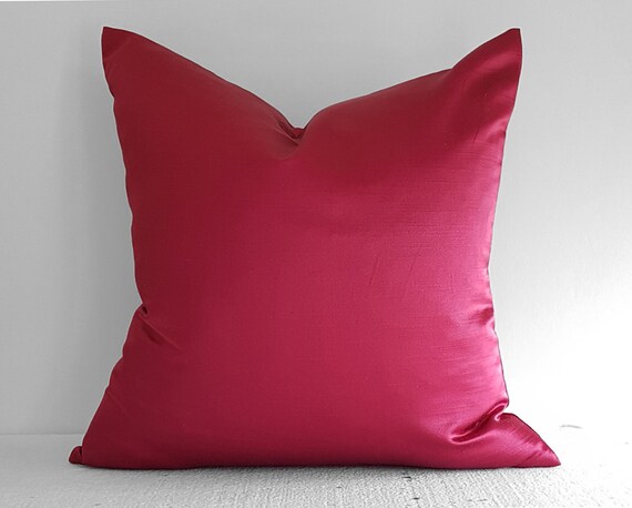 raspberry colored throw pillows