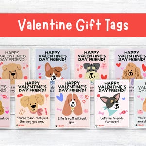 Puede incluir: Etiquetas de regalo de San Valentín con ilustraciones de perros. Cada etiqueta muestra una raza de perro diferente y un mensaje de San Valentín. Las etiquetas son de color rosa, azul y blanco, con corazones y elementos decorativos.
