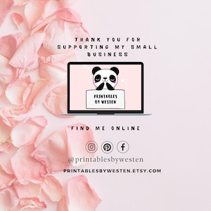 K&ouml;nnte beinhalten: Ein Laptop-Bildschirm zeigt eine Panda-Illustration, die ein Schild mit der Aufschrift "Printables by Westen" h&auml;lt. Das Bild enth&auml;lt Text: "Vielen Dank f&uuml;r die Unterst&uuml;tzung meines kleinen Unternehmens" und "Finden Sie mich online" mit Social-Media-Symbolen und der Etsy-Shop-URL.