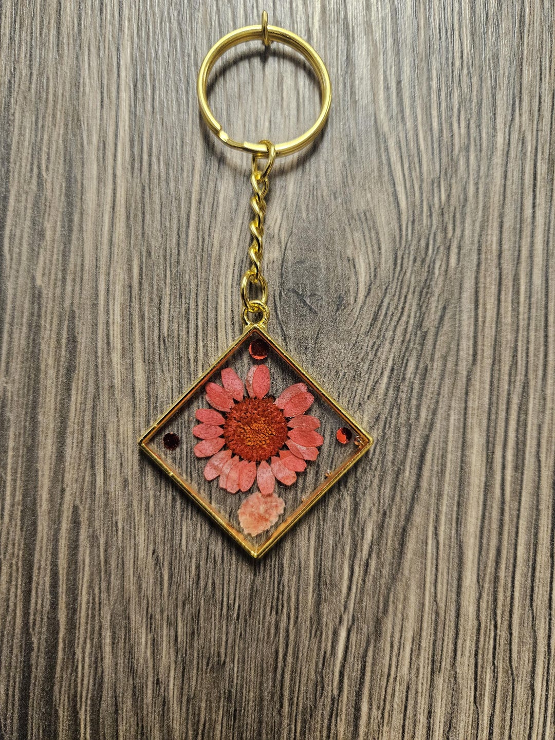 Pressed Powder On Key Chain Pressed Flowers Keychain - Etsy