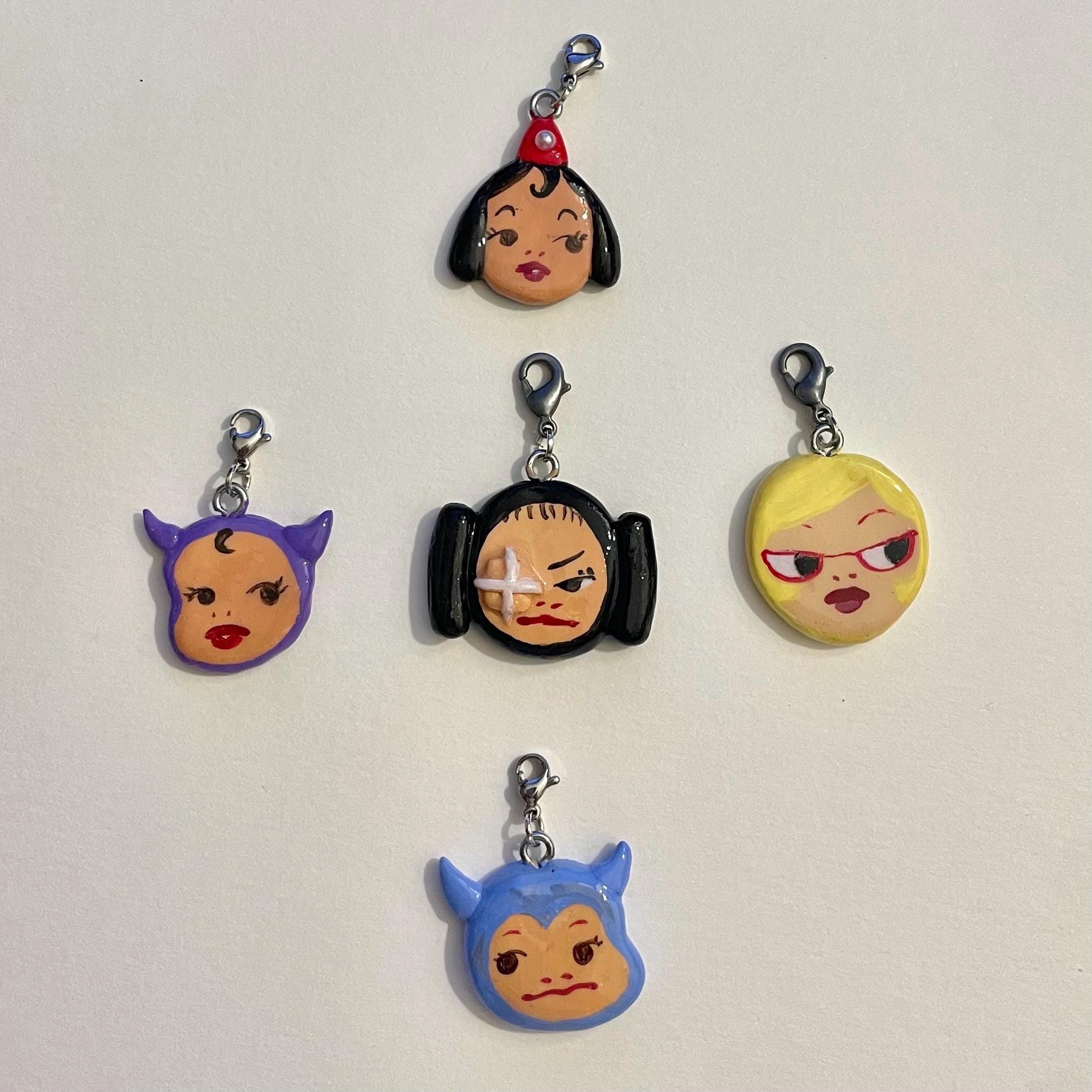 Yoshitomo nara keychain - Etsy 日本