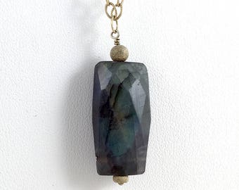 Gold-Green Labradorite Drop Pendant Necklace