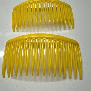 Set of 2 Vintage Yellow Goody Side Combs USA Retro 80 display picture 2