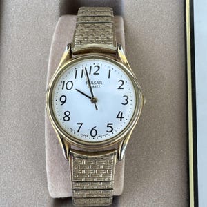 VTG Pulsar Uhr Frauen 23 mm Gold Ton V811-1950 braucht Batterie