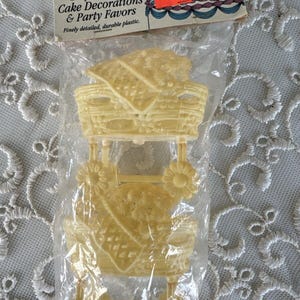 Vintage Wilton Baby Carriages Cream White Plastic Cake Toppers Baby Shower 1990&#39;s