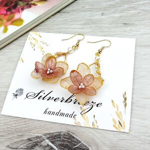 Resin flower earring hydrangea Real flower earring Pressed flower dried flower ER015