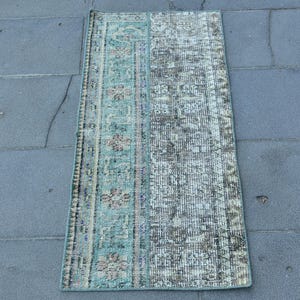 Tappeto turco 1,6x3,5 piedi, piccolo tappeto vintage, tappeto patchwork blu e grigio