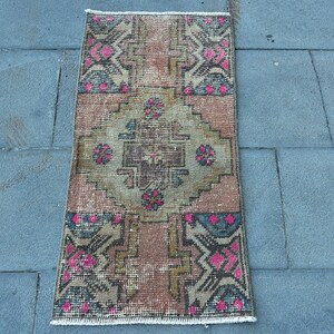 2 x 3 petit tapis, tapis turc, tapis vintage, tapis anatolien, tapis pour salle de bain, tapis marron 1,3 x 2,7 pi, tapis Oushak vintage neutre, tapis fait main,