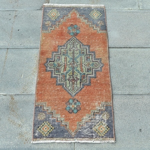 Vintage Rug, 2x3 Small Rug, Turkish Rug, Oushak Rugs, Rugs For Bathroom, 1.4x2.9 ft Orange Rug, Decorative Wool Rug, Entry Rug,