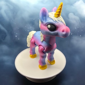 Jumbo 3D gedrucktes artikuliertes Einhorn Spielzeug - Pastellfarbene Galaxie - posierbare Fantasy-Figur - niedliches Sammlergeschenk für Kinder und Erwachsene