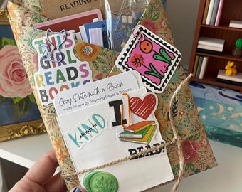 Cozy Blind Date with a Book- Historical Fiction