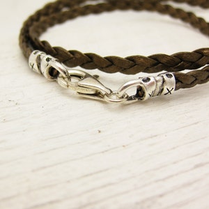 Gouden gevlochten leer Wrap armband met Solid Sterling Silver: laag gelaagdheid bangle gouden Boheemse stedelijke hipster
