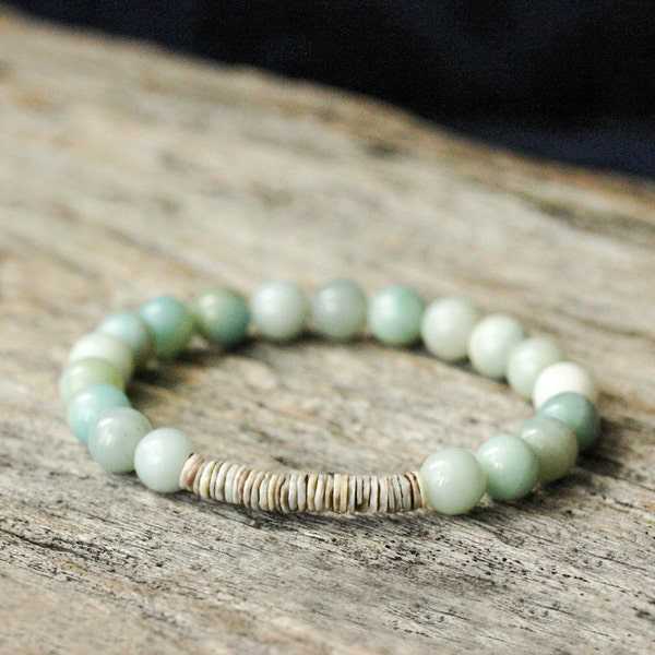 Blue Shell Stacking Bracelet / Amazonite Grey Shell Beaded Bracelet / Dreamy Sea Blue Calm Earth Tones Bohemian Beach Cream Gray Bracelet