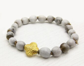 Gold Clover African Imfibinga Bracelet / Natural Organic Grey Seeds with Gold Vermeil / Tribal Bohemian Stacking Bracelet / Cloud Storm Gra