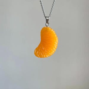 Fruit, fruit necklace, art necklace, cute necklace, creative necklace, orange necklace，minimalist necklace, modern necklace pendant necklace