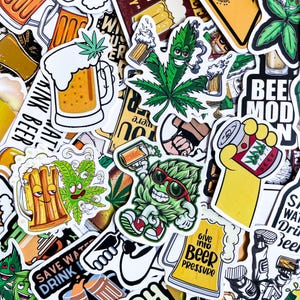 100 adesivi per birra, adesivi impermeabili divertenti per birra, decalcomanie a tema birra, adesivi meme per birra, adesivi fantastici per borraccia e laptop