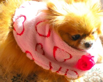 Pet/Canine  Cape/Caplet ( Large)  Pink Fluffy Minkee with Red Hearts for your little Darling.