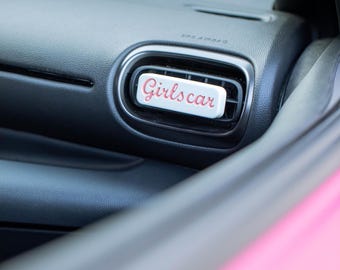 Car air freshener for ventilation – car fragrance holder with Girlscar design | Handmade in Germany | Perfume fragrance | Black, white, pink