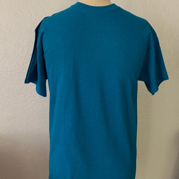 Rotator cuff post surgery short sleeve T-shirt. Sizes unisex S, M, L, XL in Heather Aqua. Hook and loop closures.