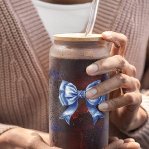 Blue Bow Sipper Glass: 16oz Coquette Toile Drinking Glass