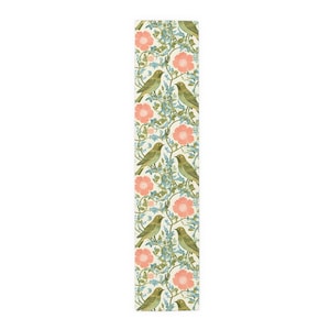 Vögel und Blüten Tischläufer, Cottagecore Dekor, Frühling Tischdekoration, Bauernhaus Stil, Geschenk für Zuhause