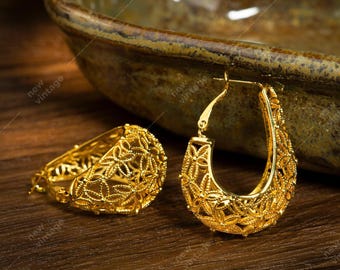 Delicate Gold Filigree Hoop Earrings