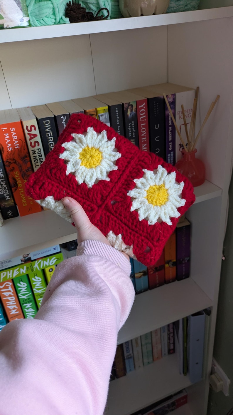 Crochet Daisy Book Sleeve | Floral Book Cover | Book Lover Gift | Handmade Book Pouch | Cottagecore Aesthetic image 7