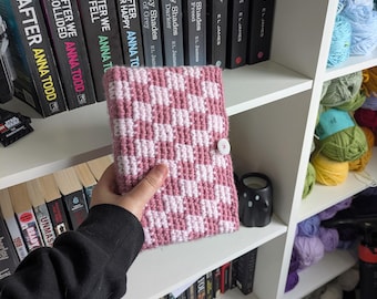 Handmade Two Tone Crochet Book Sleeve | Checkered Paperback Cover