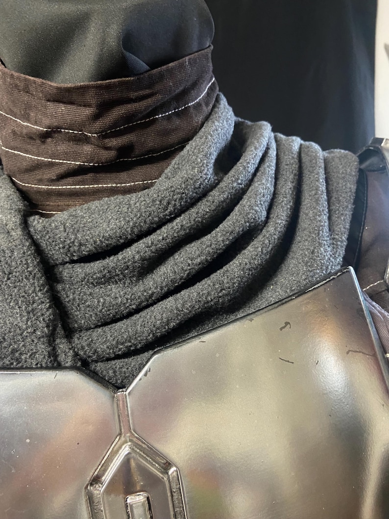 The Mandalorian (Din Djarin) Cape image 5