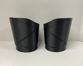 Robert Bat Bicep Armor
