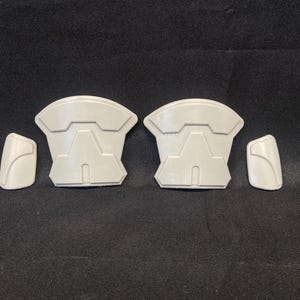 Crusader Resin Hand Armor