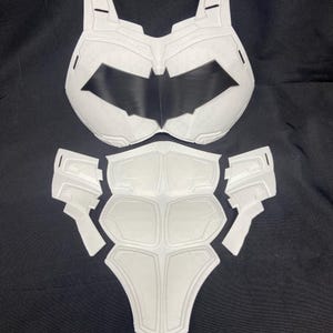 Red Hood Crusader Chest & Ab Armor