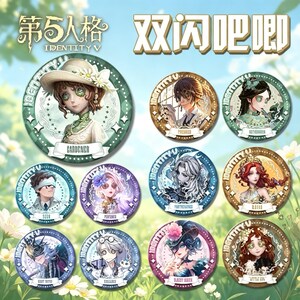 Puede incluir: Una colección de insignias de personajes de Identity V. Cada insignia circular presenta un retrato de personaje con su nombre, rodeado por un borde decorativo. Las insignias son de varios colores, incluyendo verde, morado y dorado. El texto "Identity V" es visible.