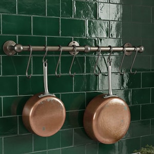 Rail de casserole huilé avec crochets en S : organiseur de casseroles en laiton bronze