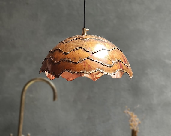 Textured Copper Ceiling Light – Handcrafted Scalloped Dome Pendant for Vintage Dining Lighting