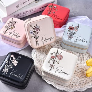 Portagioie da viaggio personalizzato, piccolo organizer per orecchini quadrati, scatola regalo per damigelle d'onore per sorella, amica