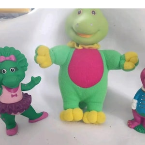 Lot of Vintage Barney Toys.  Light Up Plush Dino & A Plastic Barney And Baby Bop