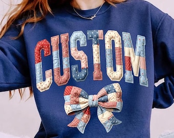 Design de camiseta personalizada com nome, patchwork patriótico e laço, EUA, arquivo digital para sublimação.
